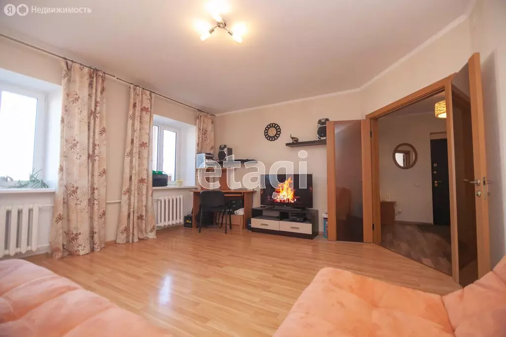 2-комнатная квартира: Тюмень, Молодёжная улица, 28 (75.5 м) - Фото 1