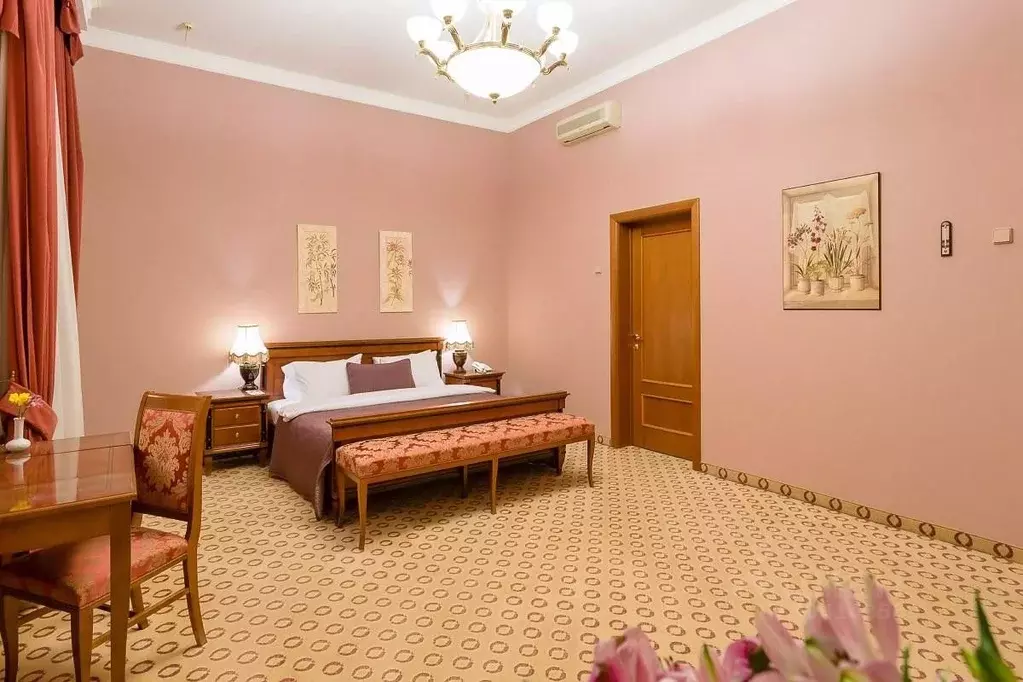 Комната Москва ул. Петровские Линии, 2 (74.0 м) - Фото 0