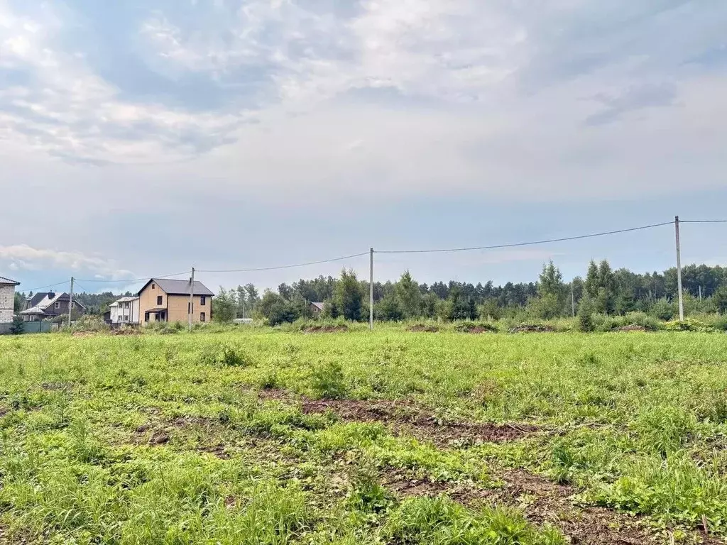 Участок в Московская область, Солнечногорск городской округ, д. ... - Фото 1