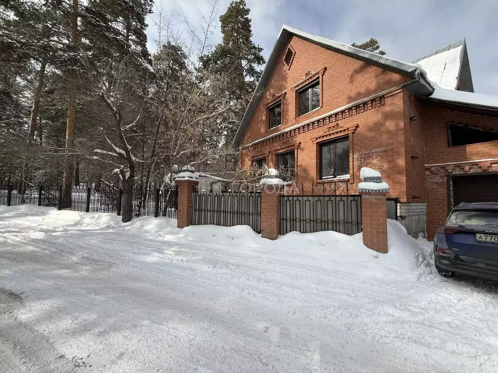 Дом в Алтайский край, Барнаул тракт Змеиногорский, 81 (209 м) - Фото 1