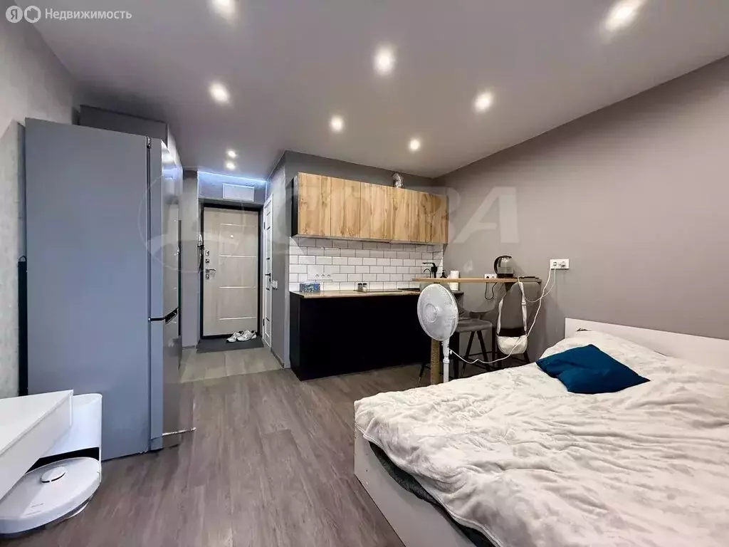 1-комнатная квартира: Тюмень, улица Червишевский Тракт, 84 (18 м) - Фото 1