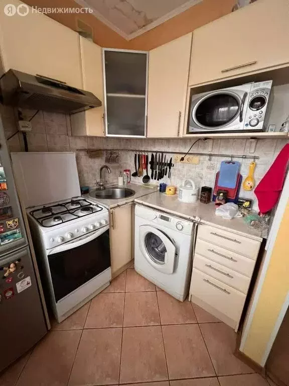 3-комнатная квартира: Барнаул, Песчаная улица, 108 (53 м) - Фото 2