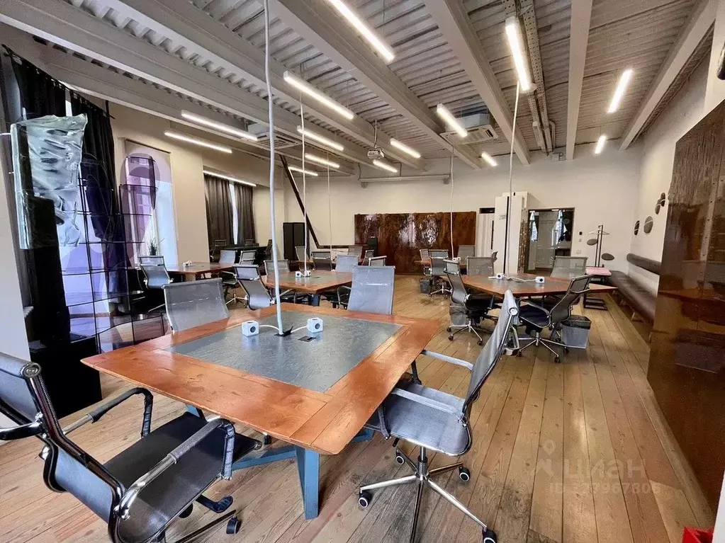 Офис в Санкт-Петербург ул. Льва Толстого, 1-3 (86 м) - Фото 1