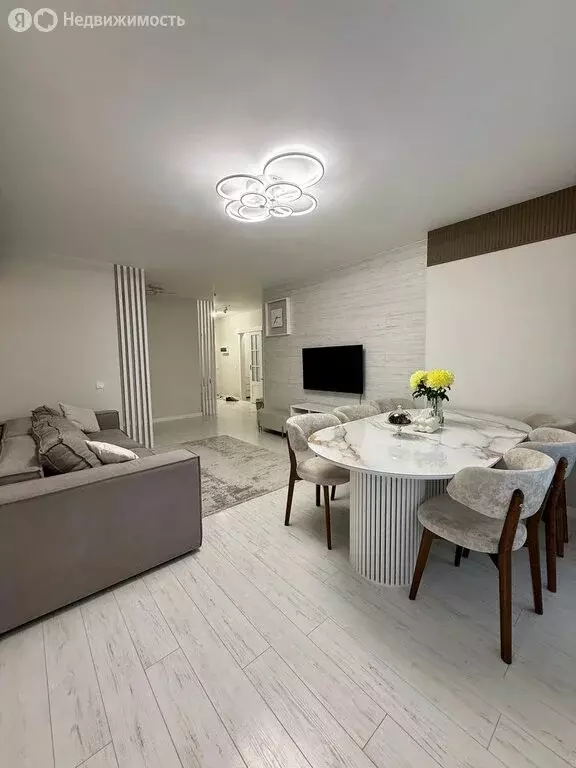 3-комнатная квартира: Ижевск, улица Архитектора П.П. Берша, 34 (86 м) - Фото 2