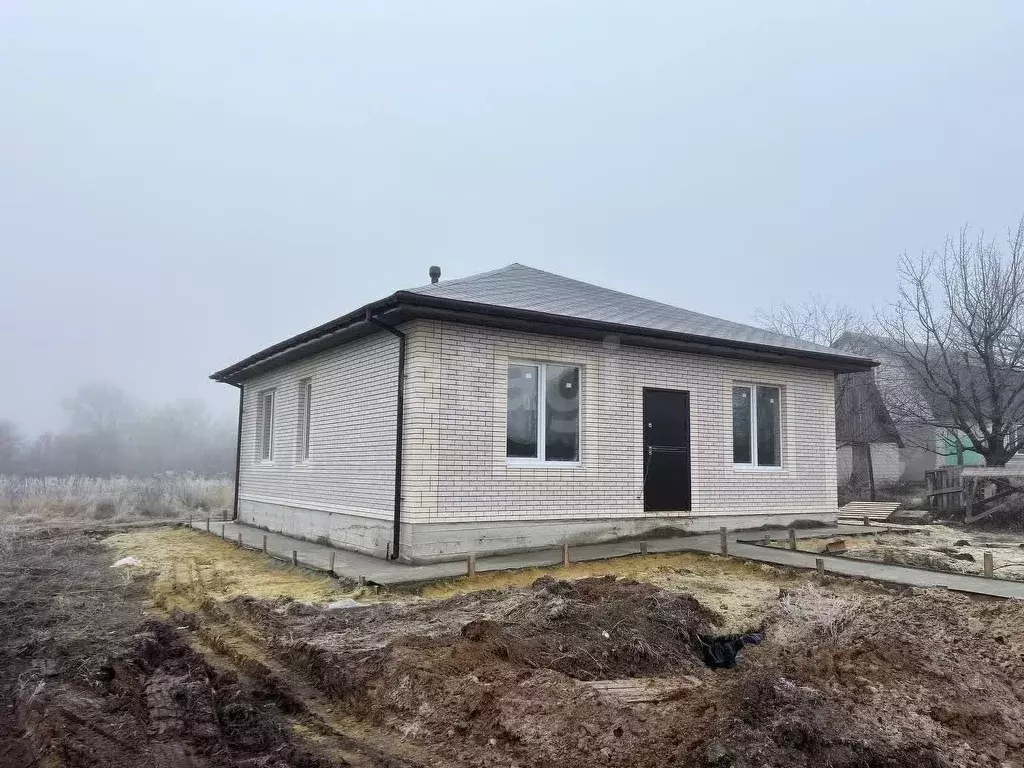 Дом в Белгородская область, Старооскольский городской округ, с. ... - Фото 2