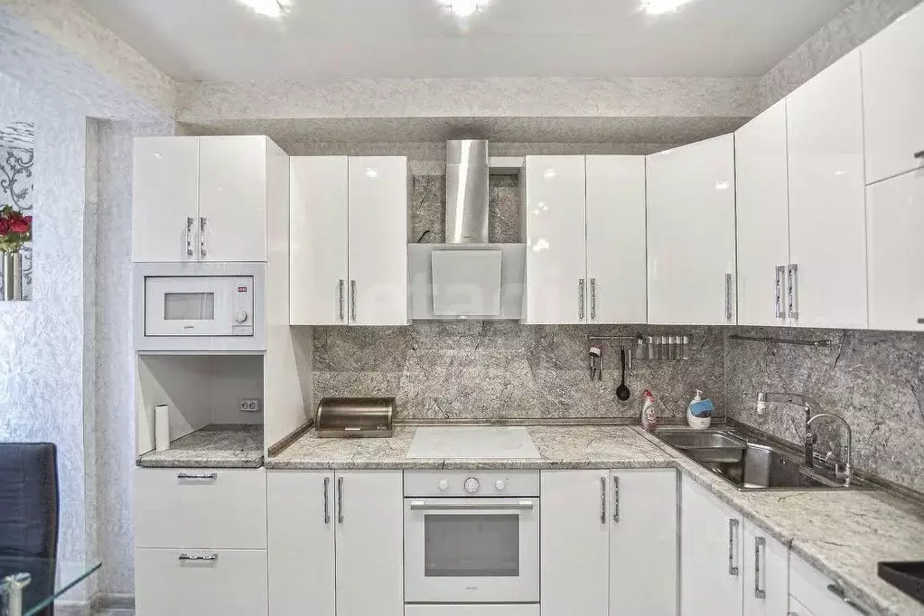 2-к кв. Сахалинская область, Южно-Сахалинск Ветеранская ул., 16к5 ... - Фото 2