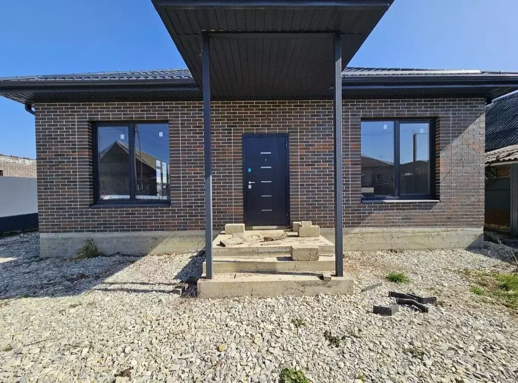 Дом в Краснодарский край, Абинск ул. Победы (93 м) - Фото 2