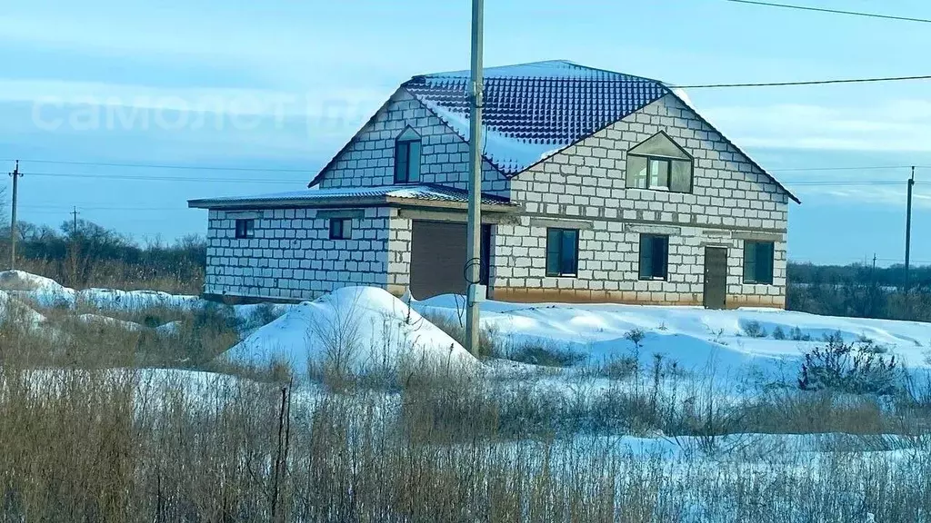 Дом в Астраханская область, Харабали Южный мкр, 15 (279 м) - Фото 0
