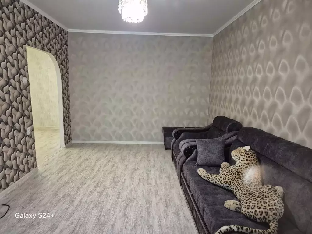 2-к кв. Астраханская область, Астрахань ул. Бориса Алексеева, 43 (64.0 ... - Фото 2