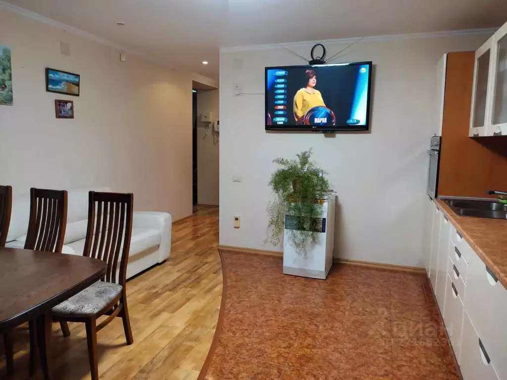 2-к кв. Вологодская область, Череповец Красная ул., 28 (70.2 м) - Фото 1