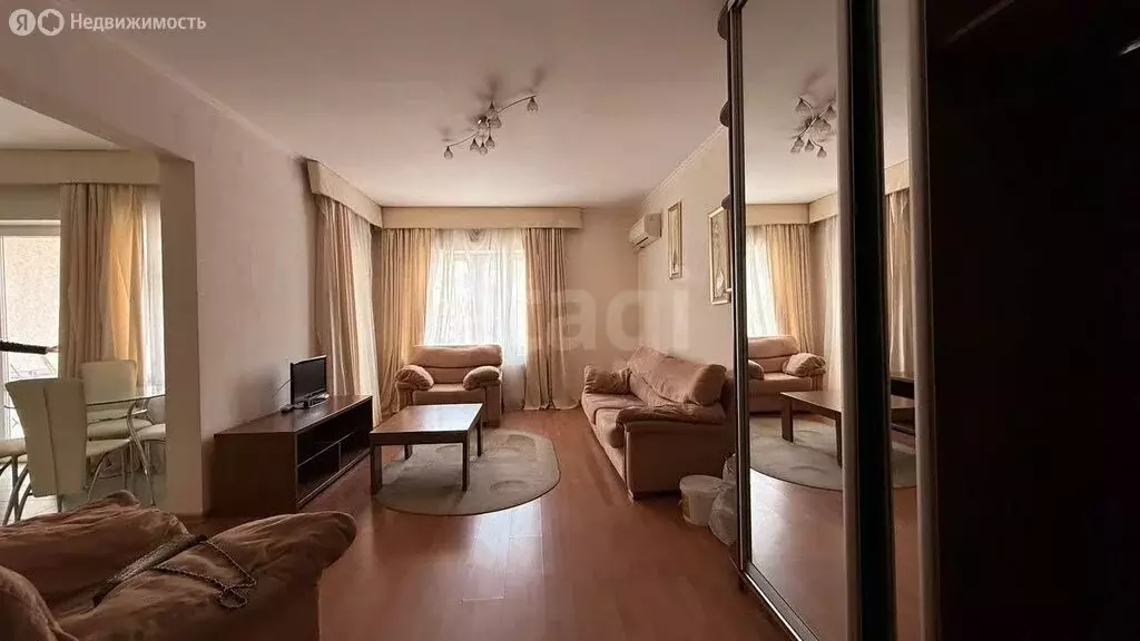 2-комнатная квартира: Симферополь, Киевская улица, 179А (68 м) - Фото 2