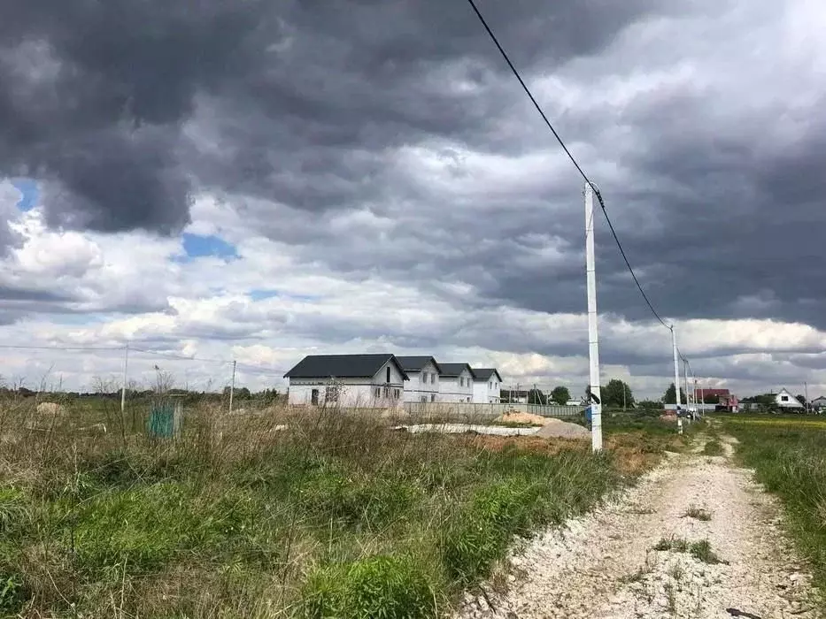 Участок в Ленинградская область, Всеволожский район, Бугровское ... - Фото 1