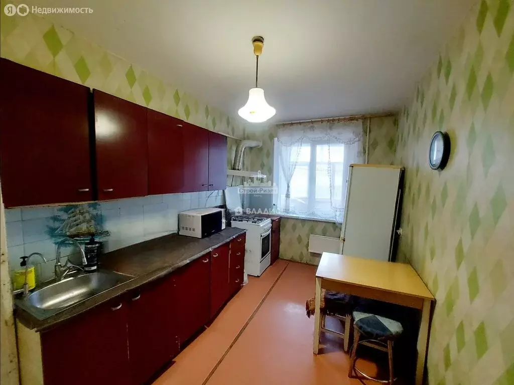 3-комнатная квартира: Керчь, улица Кирова, 119 (67.5 м) - Фото 1