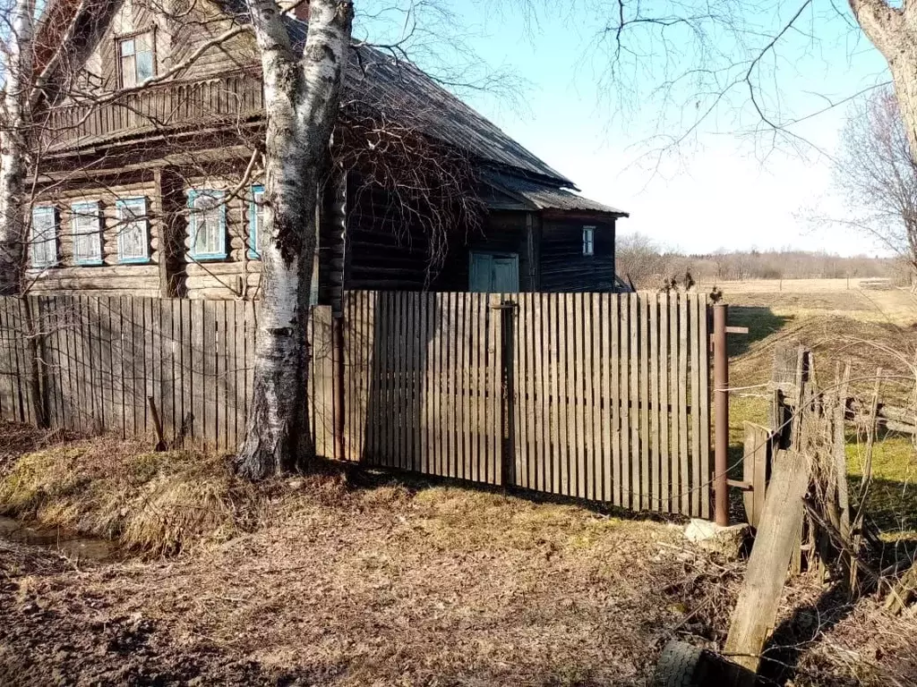 Дом в Ярославская область, Угличский район, Головинское с/пос, д. ... - Фото 0