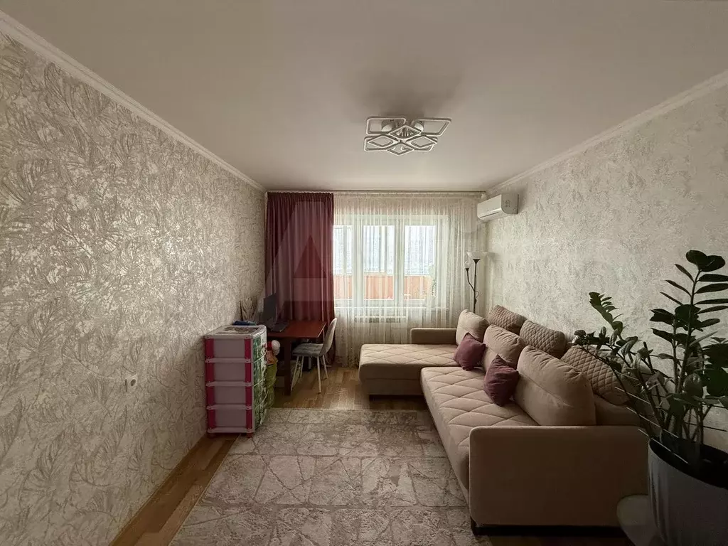 3-к. квартира, 72 м, 5/10 эт. - Фото 0