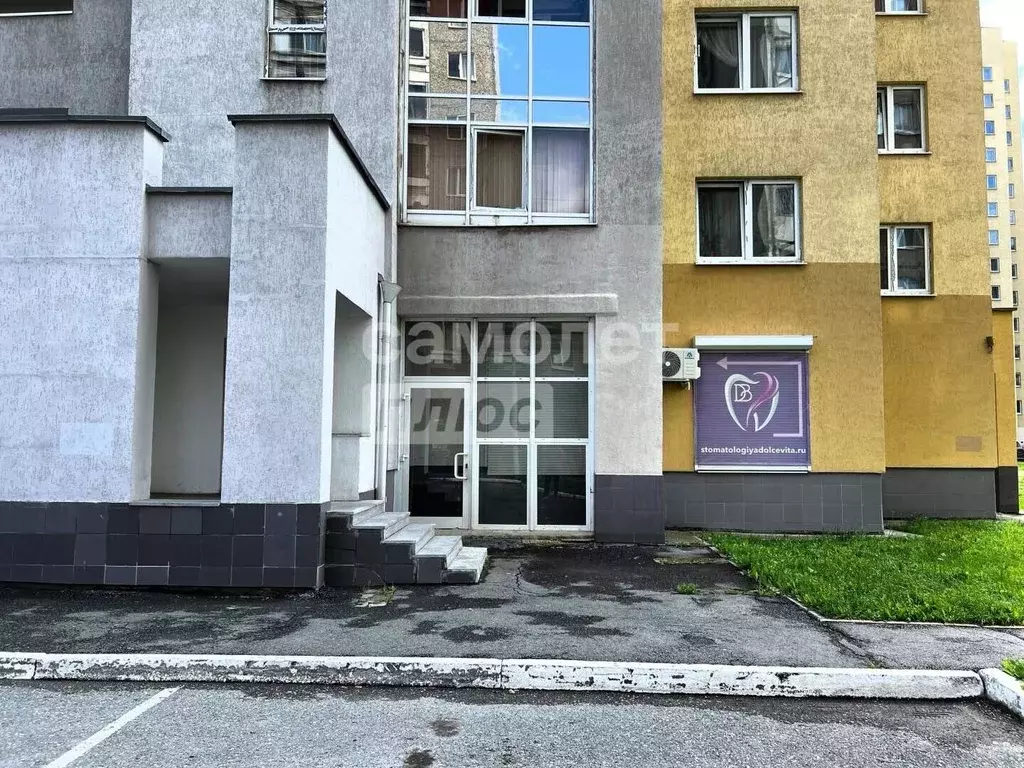 Помещение свободного назначения в Свердловская область, Екатеринбург ... - Фото 1