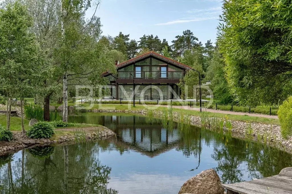 Дом в Санкт-Петербург пос. Солнечное, Вокзальная ул., 5с9 (640 м) - Фото 0
