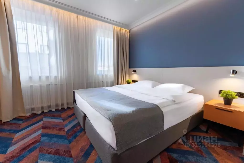 Комната Москва ул. Усачева, 35С1 (18.0 м) - Фото 1