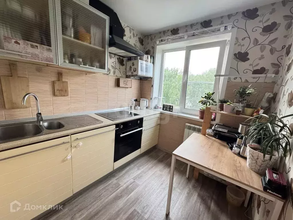 Продаётся 3-к квартира, 55 м - Фото 1