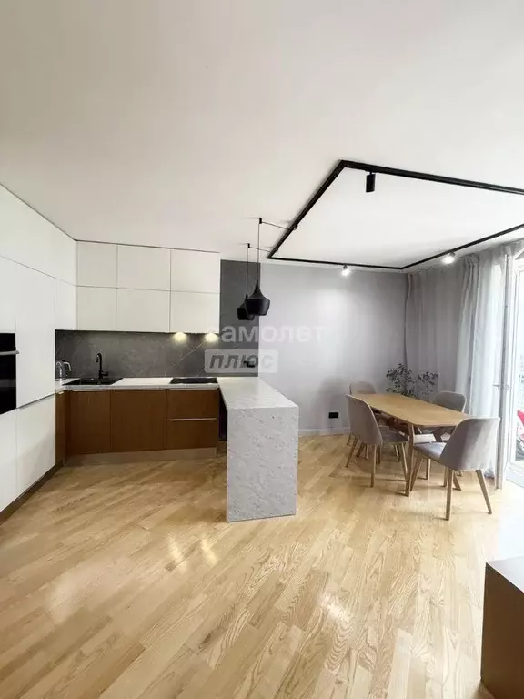 2-к кв. Тюменская область, Тюмень ул. 50 лет Октября, 57А (61.3 м) - Фото 2