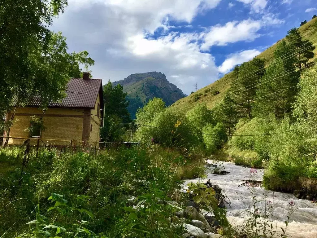 Комната Кабардино-Балкария, Эльбрусский район, с. Терскол ул. ... - Фото 1