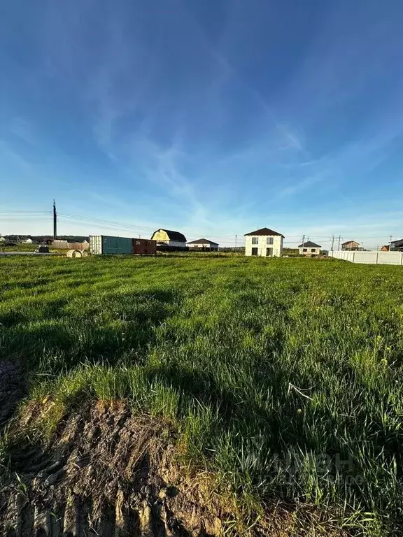 Участок в Ленинградская область, Гатчинский район, Тайцы городской ... - Фото 0