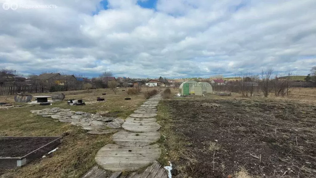 Дом в Свердловская область, Режевской муниципальный округ, село ... - Фото 1