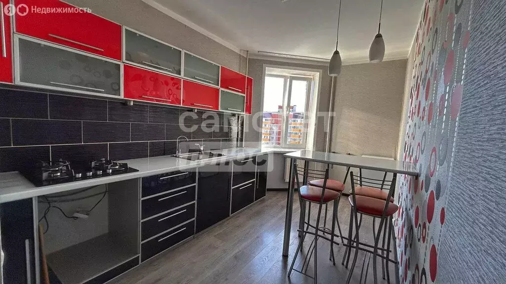 2-комнатная квартира: Ижевск, улица Архитектора П.П. Берша, 3к1 (55 м) - Фото 0