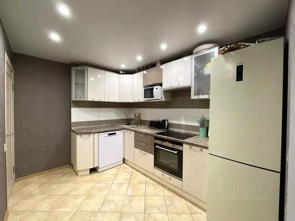 3-к кв. Волгоградская область, Волжский Оломоуцкая ул., 40 (65.0 м) - Фото 2