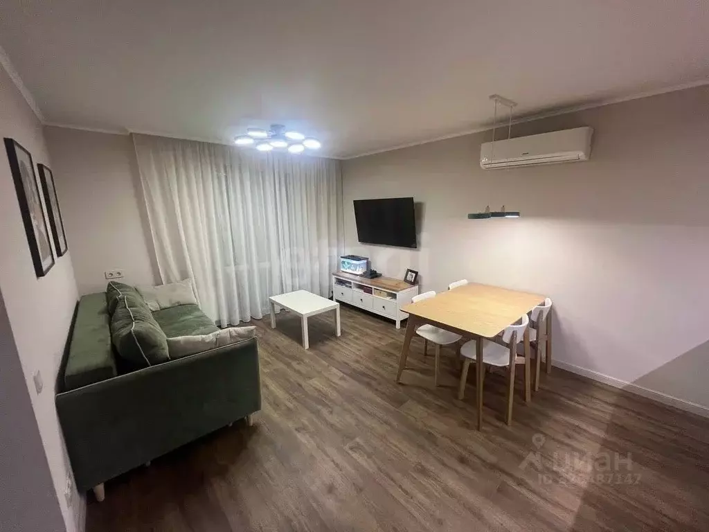 2-к кв. Тюменская область, Тюмень ул. Павла Никольского, 4 (64.2 м) - Фото 2