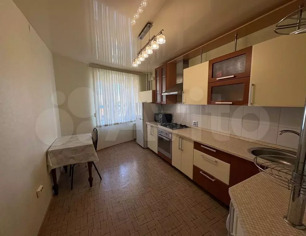 2-к. квартира, 67 м, 5/9 эт. - Фото 0