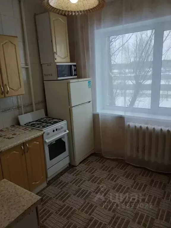 2-к кв. Омская область, Омск Волгоградская ул., 32 (54.0 м) - Фото 0