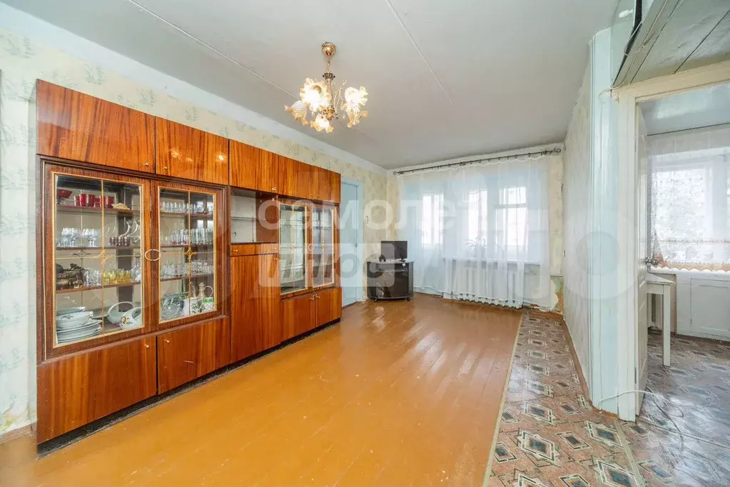 Доля в 2-к. квартире, 42,5 м, 5/5 эт. - Фото 0