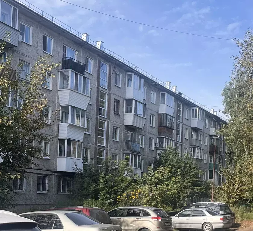 Комната Омская область, Омск Городок Нефтяников мкр, ул. Андрианова, ... - Фото 1