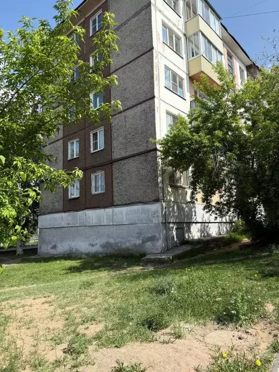 2-к кв. Бурятия, Улан-Удэ ул. Бабушкина, 22 (46.0 м) - Фото 1