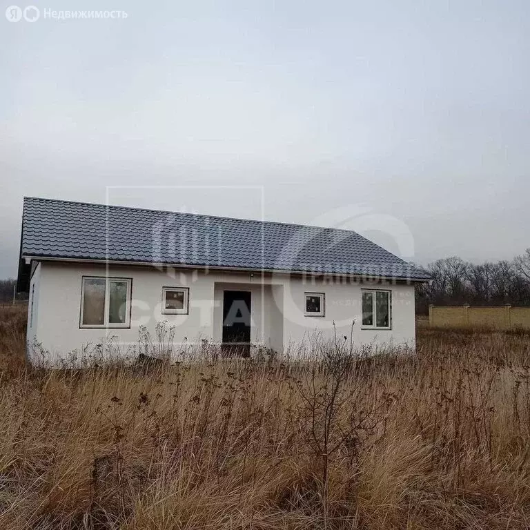 Дом в Семилукский район, Губарёвское сельское поселение, село Гудовка ... - Фото 1