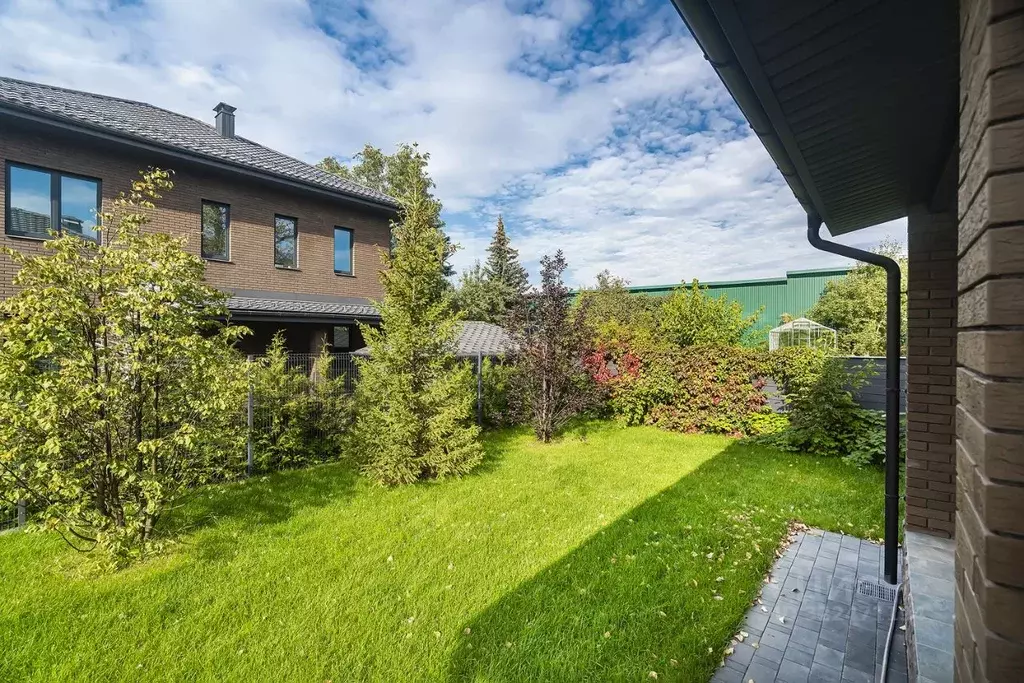 Дом в Московская область, Одинцовский городской округ, д. Раздоры  ... - Фото 1