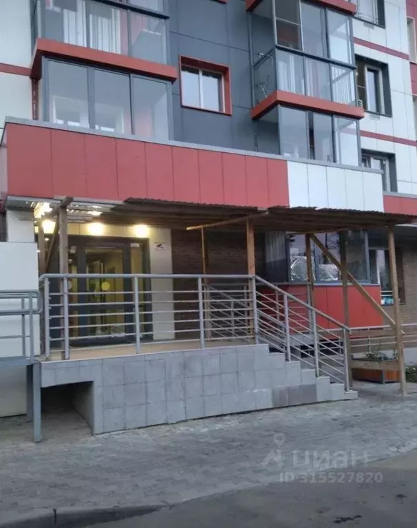 1-к кв. Иркутская область, Иркутск проезд Атласова, 5 (45.0 м) - Фото 1