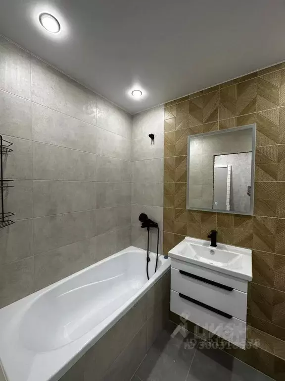 2-к кв. Удмуртия, Ижевск Ипподромная ул., 17 (44.08 м) - Фото 0