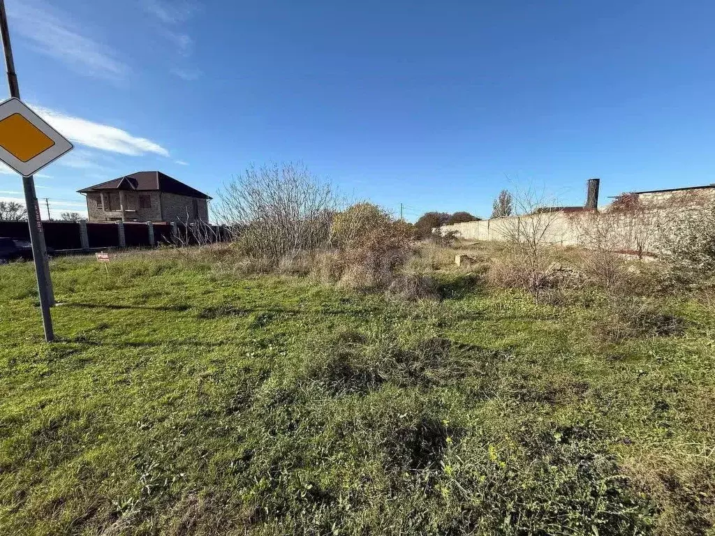 Участок в Крым, Ленинский район, с. Мысовое ул. Центральная, 88 (16.0 ... - Фото 1