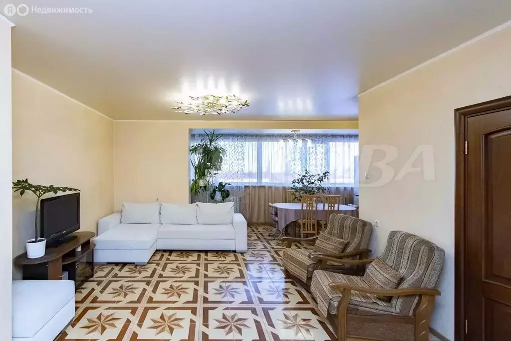 2-комнатная квартира: Тюмень, улица Грибоедова, 13к3 (86 м) - Фото 0