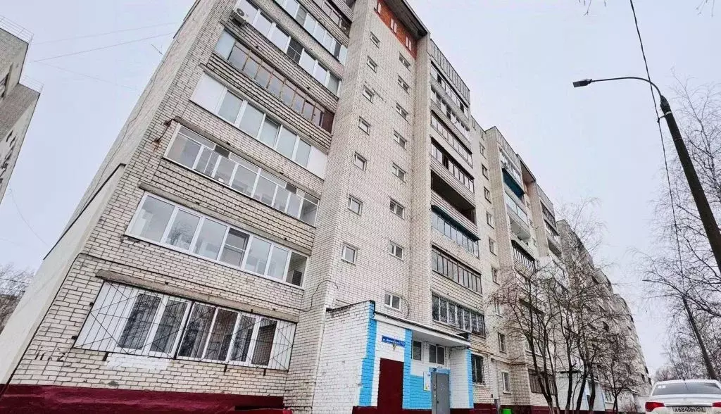 3-к кв. Нижегородская область, Нижний Новгород Мончегорский мкр, ул. ... - Фото 0