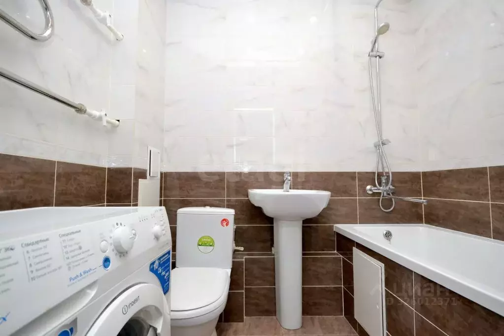 1-к кв. Саха (Якутия), Якутск Гимеин мкр,  (32.5 м) - Фото 1