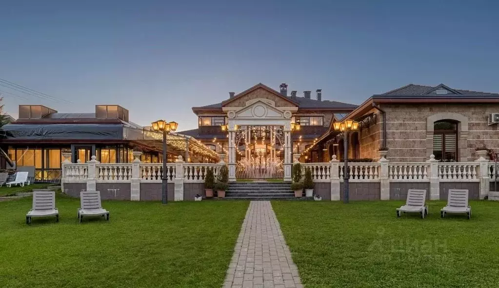 Дом в Москва, Москва, Троицк ул. Южная (800 м) - Фото 1