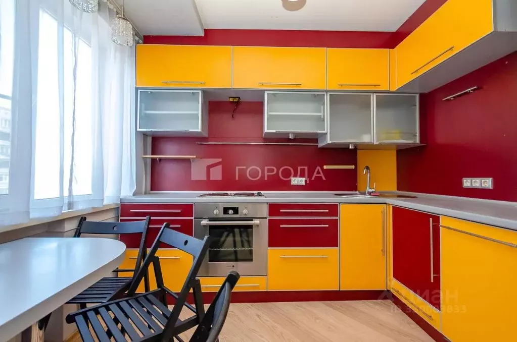 3-к кв. Новосибирская область, Новосибирск ул. Кошурникова, 20 (60.0 ... - Фото 1