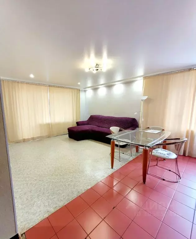 2-к кв. Омская область, Омск ул. Яковлева, 7 (65.5 м) - Фото 2