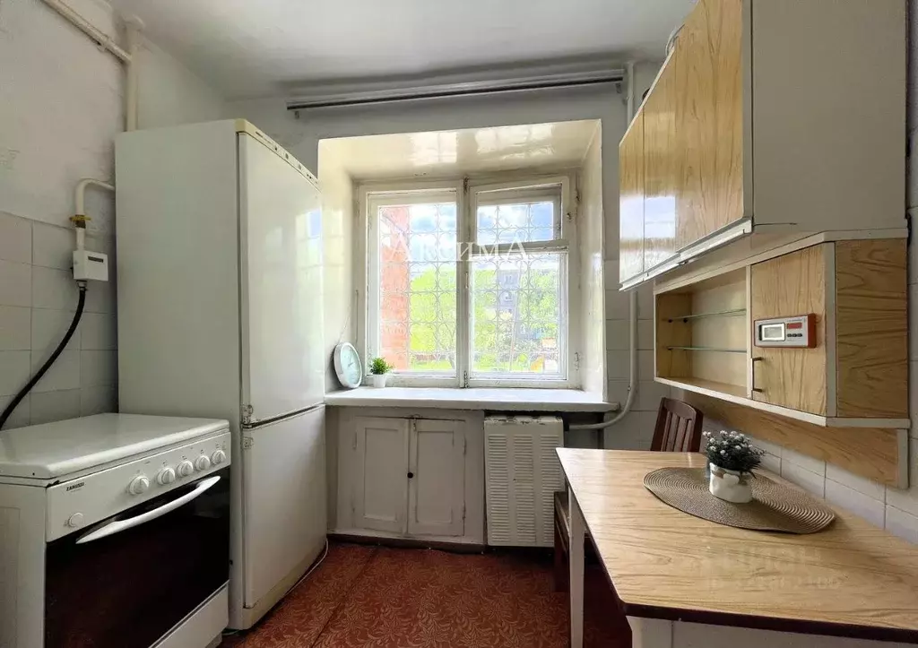 3-к кв. Омская область, Омск ул. Серова, 26 (56.0 м) - Фото 2