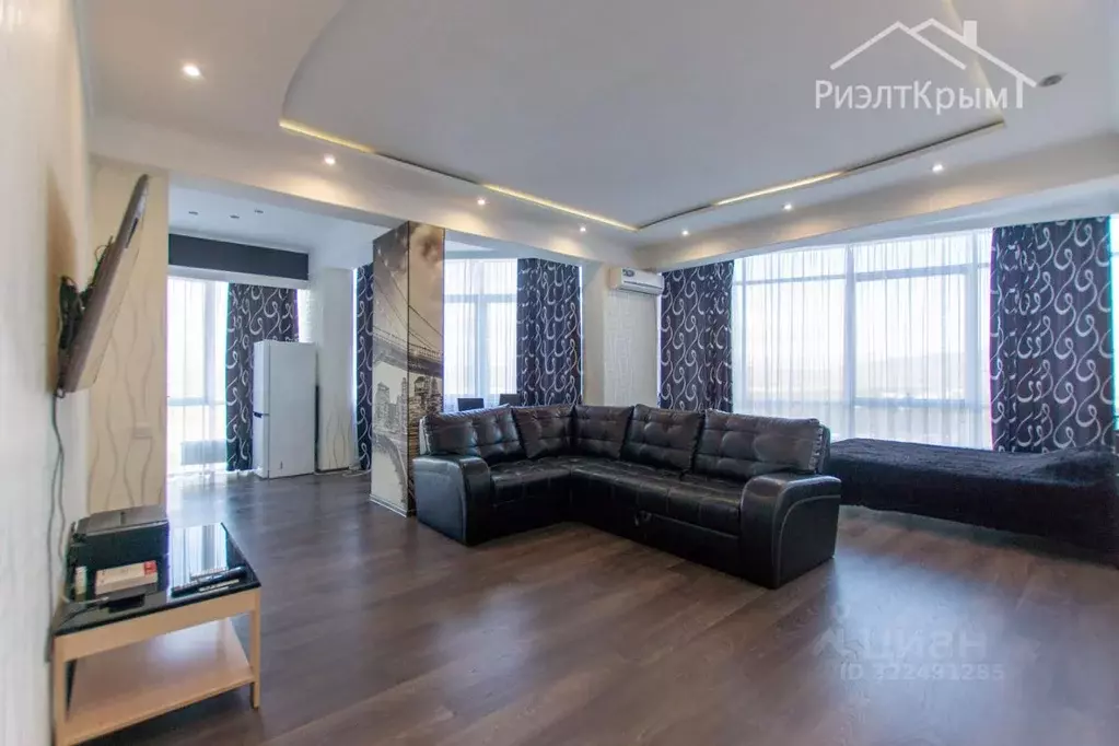 1-к кв. Крым, Симферополь ул. Беспалова, 110В (65.1 м) - Фото 2