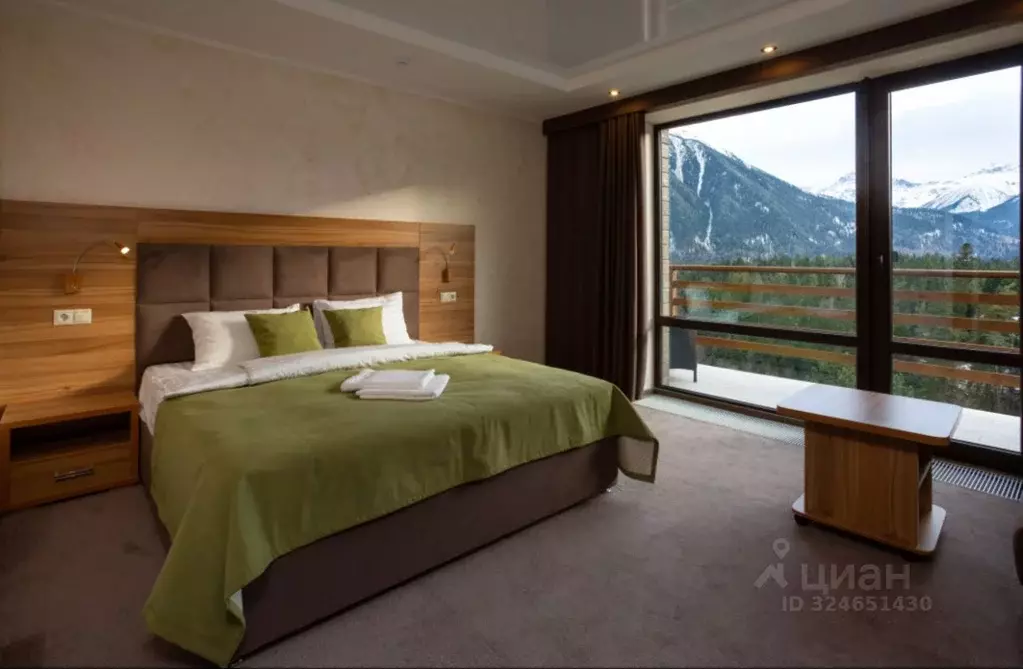 Студия Карачаево-Черкесия, Зеленчукский район, с. Архыз, пос. Романтик ... - Фото 1