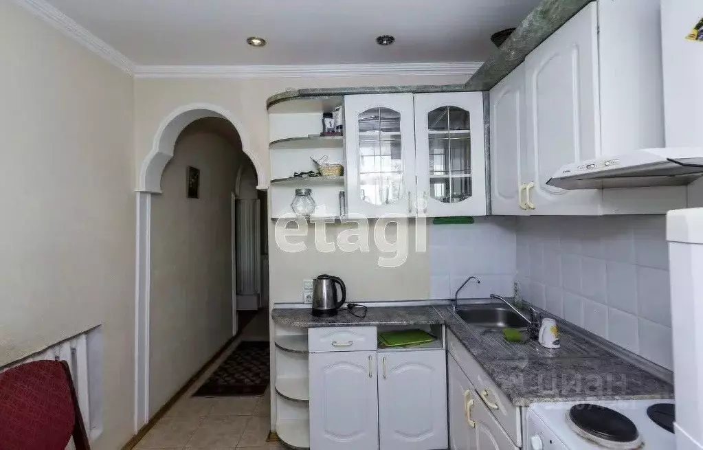 2-к кв. Тюменская область, Тюмень ул. Орджоникидзе, 65 (43.0 м) - Фото 1